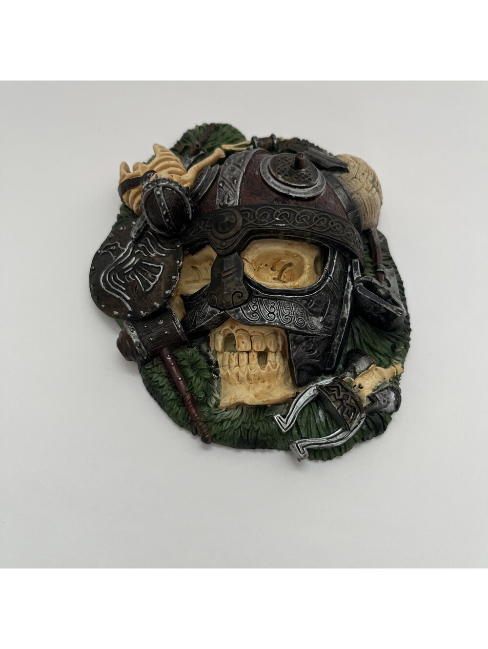 2001 Marvel Legends 6" Thor Warrior Skull Helm Wall Hanging Base Figure STAND